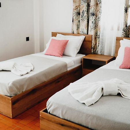 Βastasio Apartments Pefkochori Ngoại thất bức ảnh